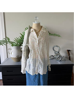 100% silk long sleeves 100% silk blouse with embroidered flowers